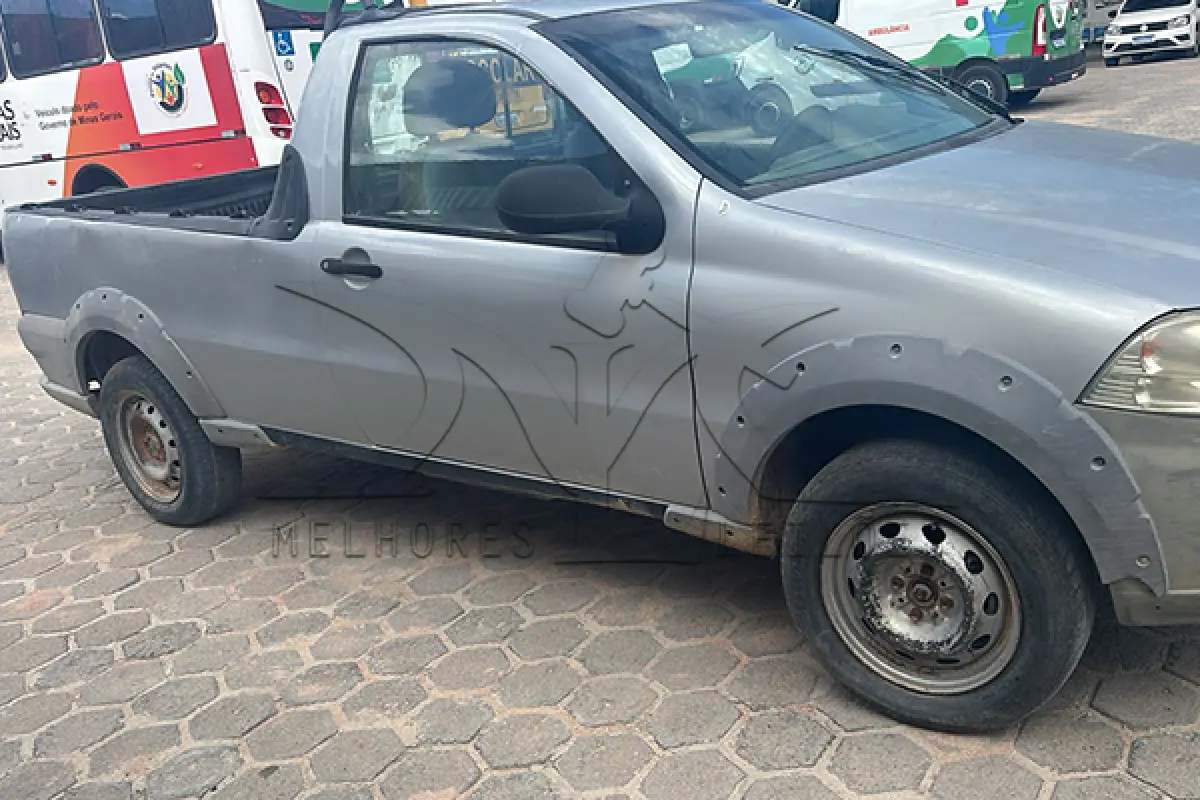 LOTE 006 - FIAT STRADA WORKING - PLACA OQH0557- ANO 2013 2013