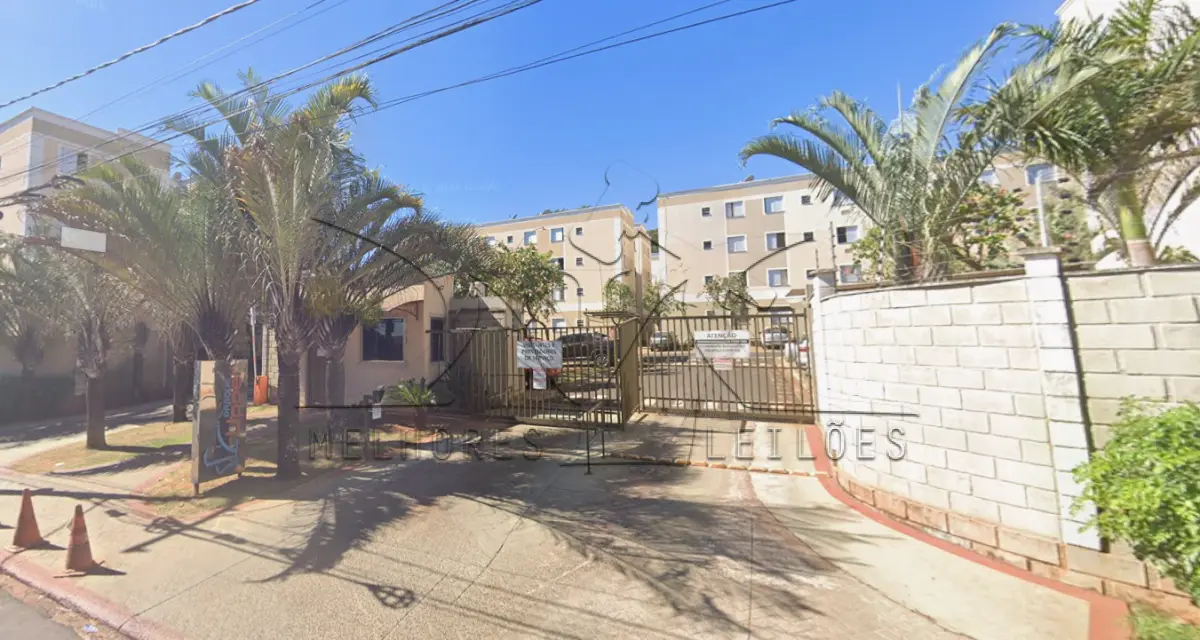 LOTE 001 - Um apartamento, em Uberaba/MG, na Avenida dos Curiós, nº 501, no Condomínio Parque Upper, designado pelo n. 203 – Bloco 04