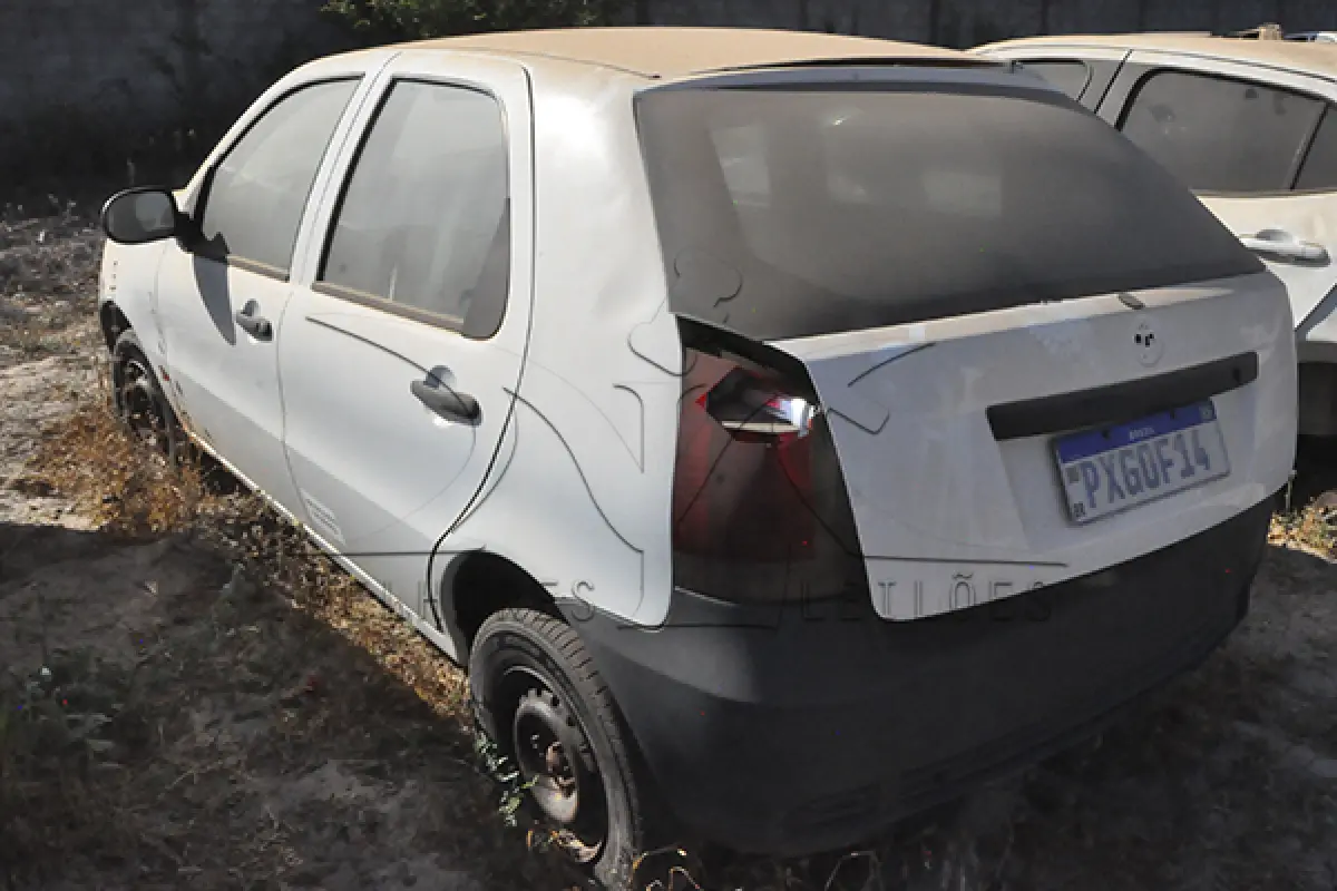 LOTE 018 - FIAT PALIO FIRE - ANO 2015 2016 - PLACA PXG-0F14