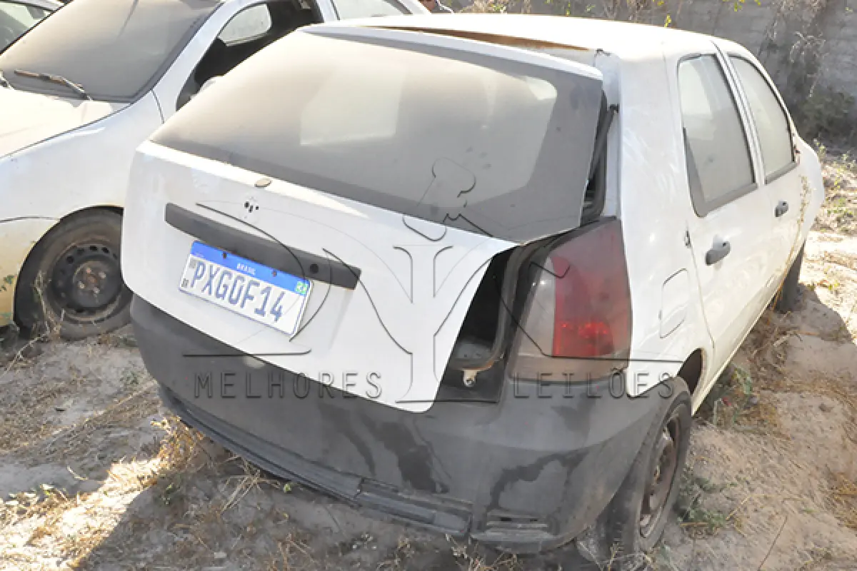 LOTE 018 - FIAT PALIO FIRE - ANO 2015 2016 - PLACA PXG-0F14