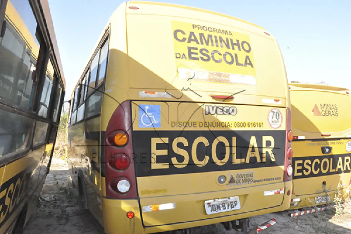 LOTE 036 - IVECO CITYCLASS 70C17 - ANO 2013 2013 - PLACA OQM-8768