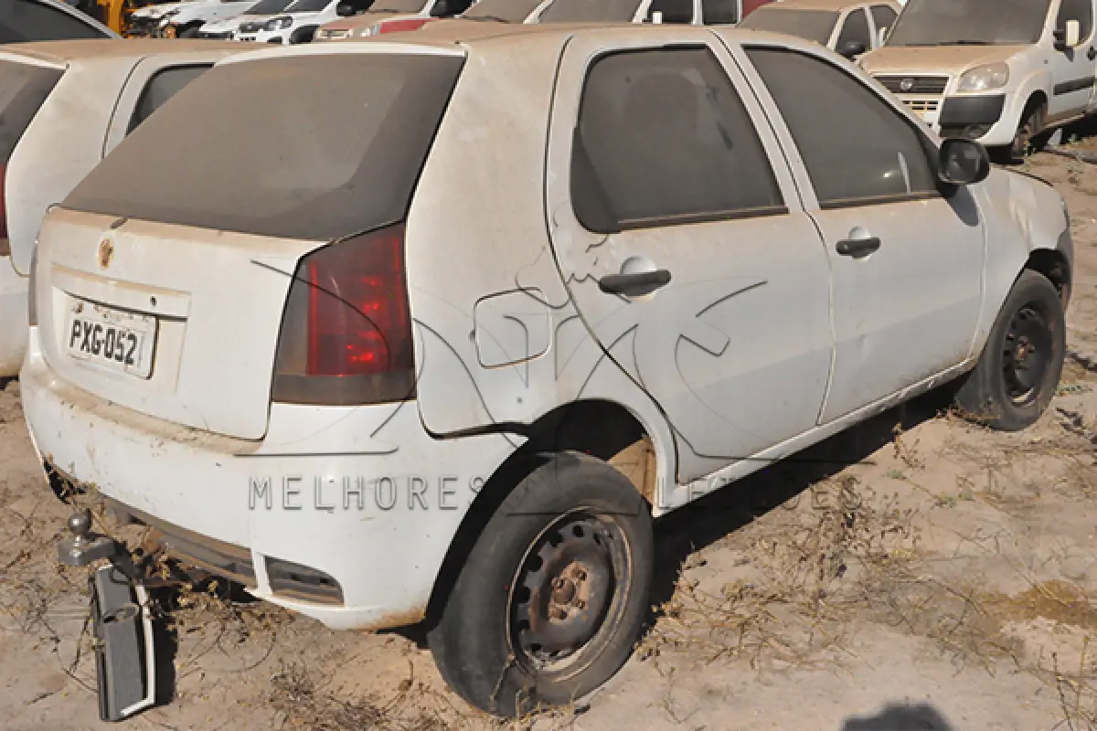 LOTE 005 - FIAT PALIO FIRE - ANO 2015 2016 - PLACA PXG-0521