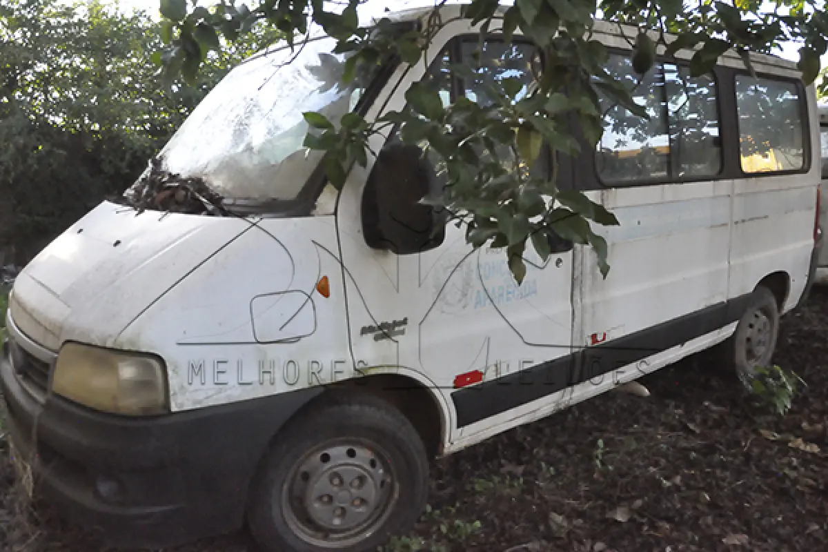 LOTE 018 - FIAT DUCATO MINIBUS - ANO 2013 2014 - PLACA OQO3008