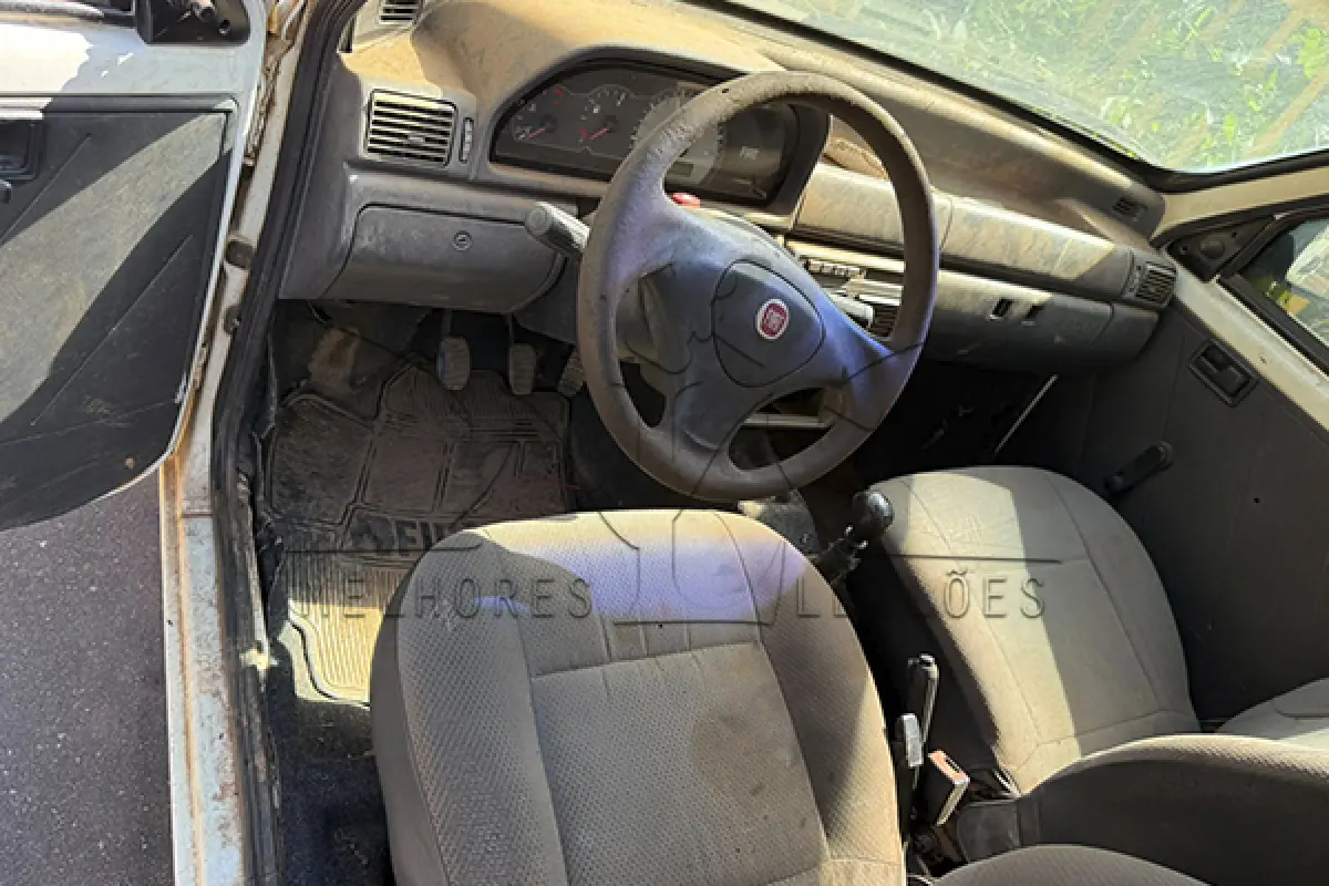 LOTE 001 - FIAT FIORINO AMBULANCIA - ANO 2011 2012 - PLACA HLF6954