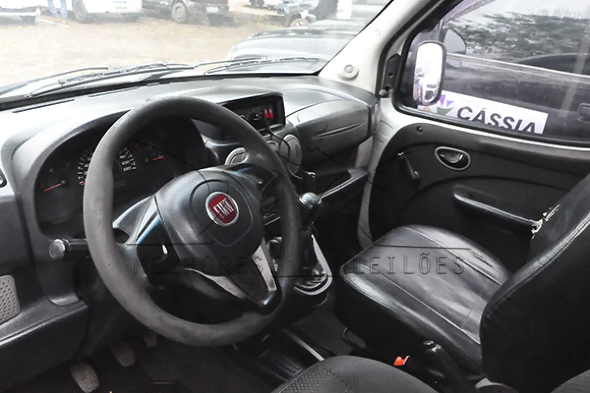 LOTE 009 - FIAT DOBLO AUTOMAR AMB - PLACA PVA3109 - ANO 2014 2015