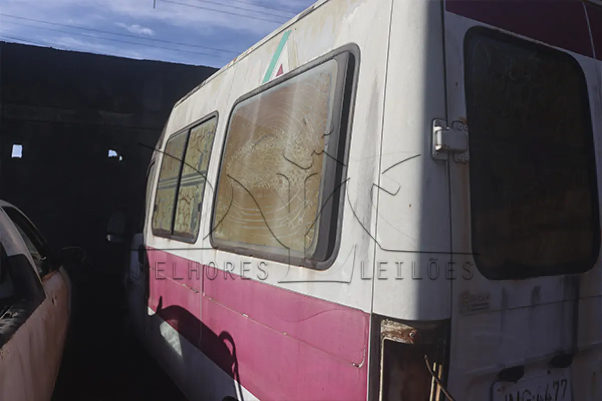 LOTE 013 - FIAT DUCATO M RONTAN AMB - ANO 2005 2005 - PLACA HMG4477