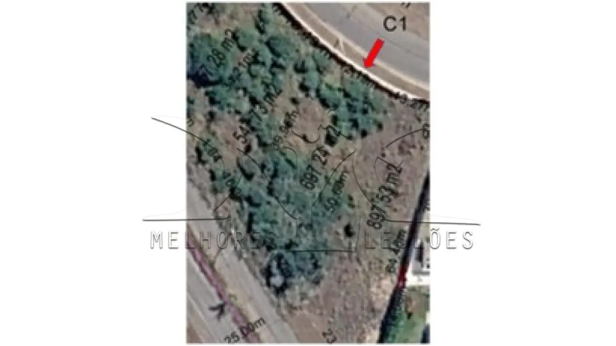 LOTE 012 - Lote de terreno de nº 05 (cinco), da quadra nº 33 (trinta e três)  com área de 697,24m2
