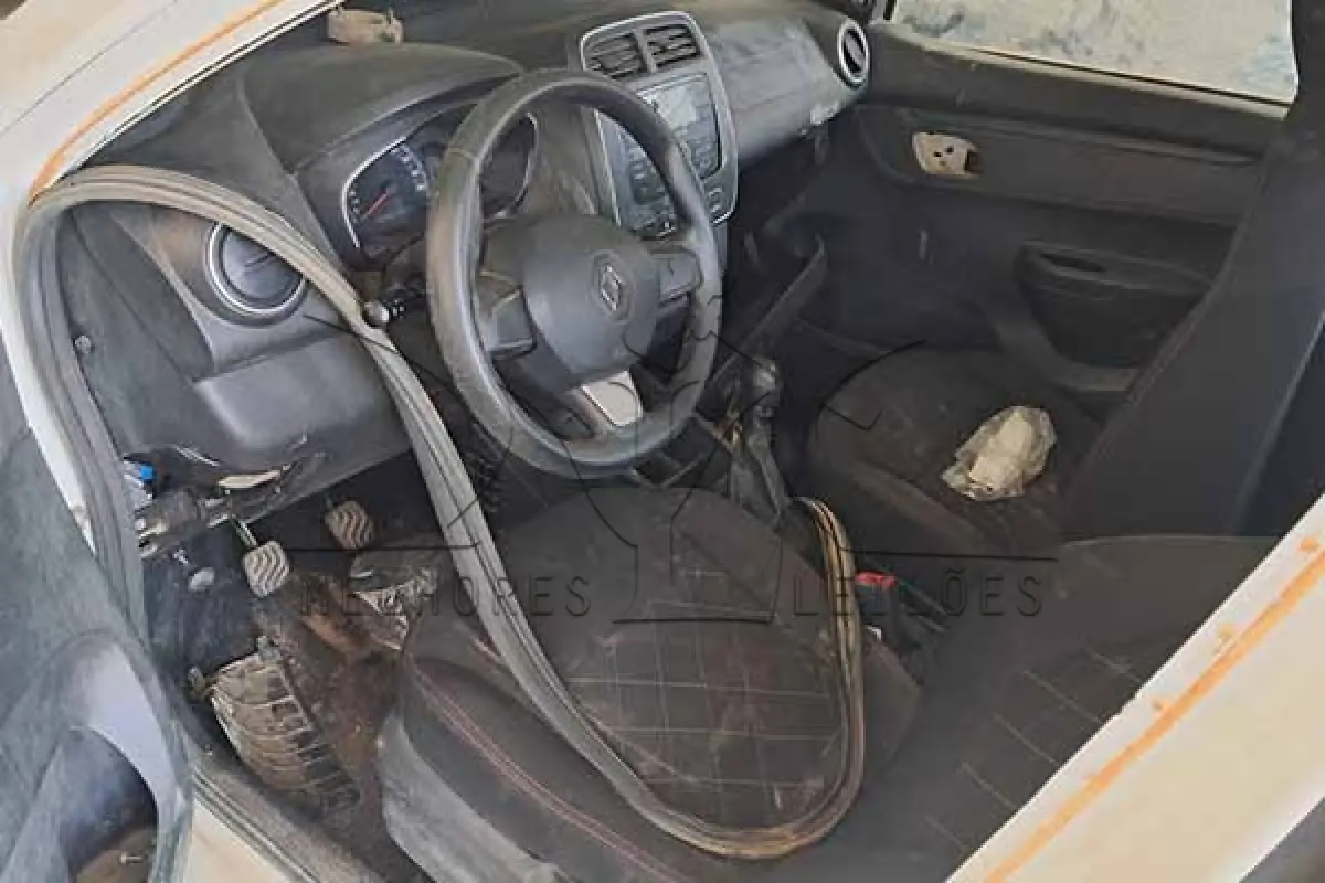 LOTE 013 - RENAULT KWID ZEN 10MT - ANO 2021 2022 - PLACA FVX4D68