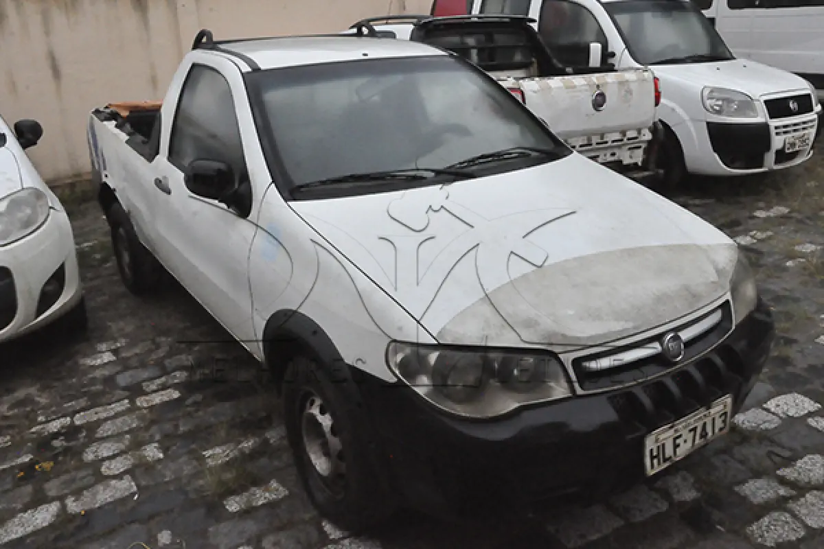 LOTE 005 - FIAT STRADA FIRE FLEX - ANO 2011 2012 - PLACA HLF7413