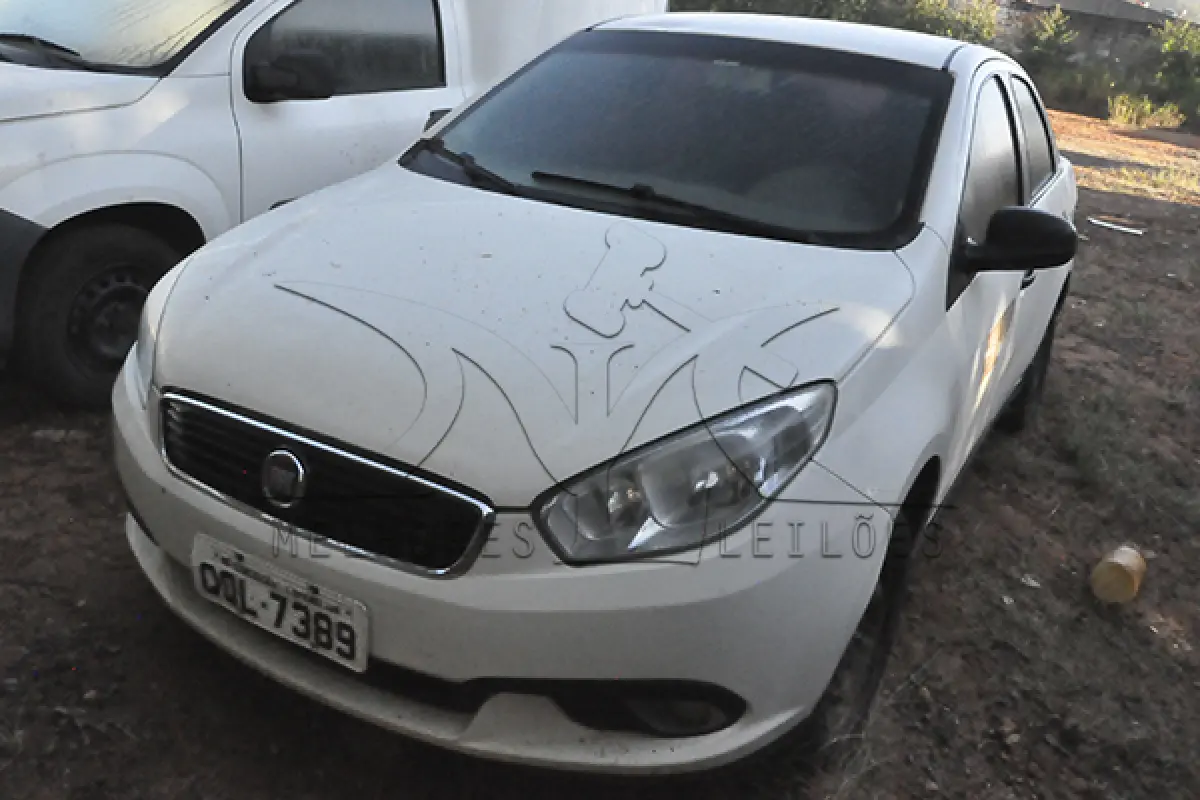 LOTE 007 - FIAT SIENA ATTRACT 1.0 - ANO 2019 2019 - PLACA QQL7389