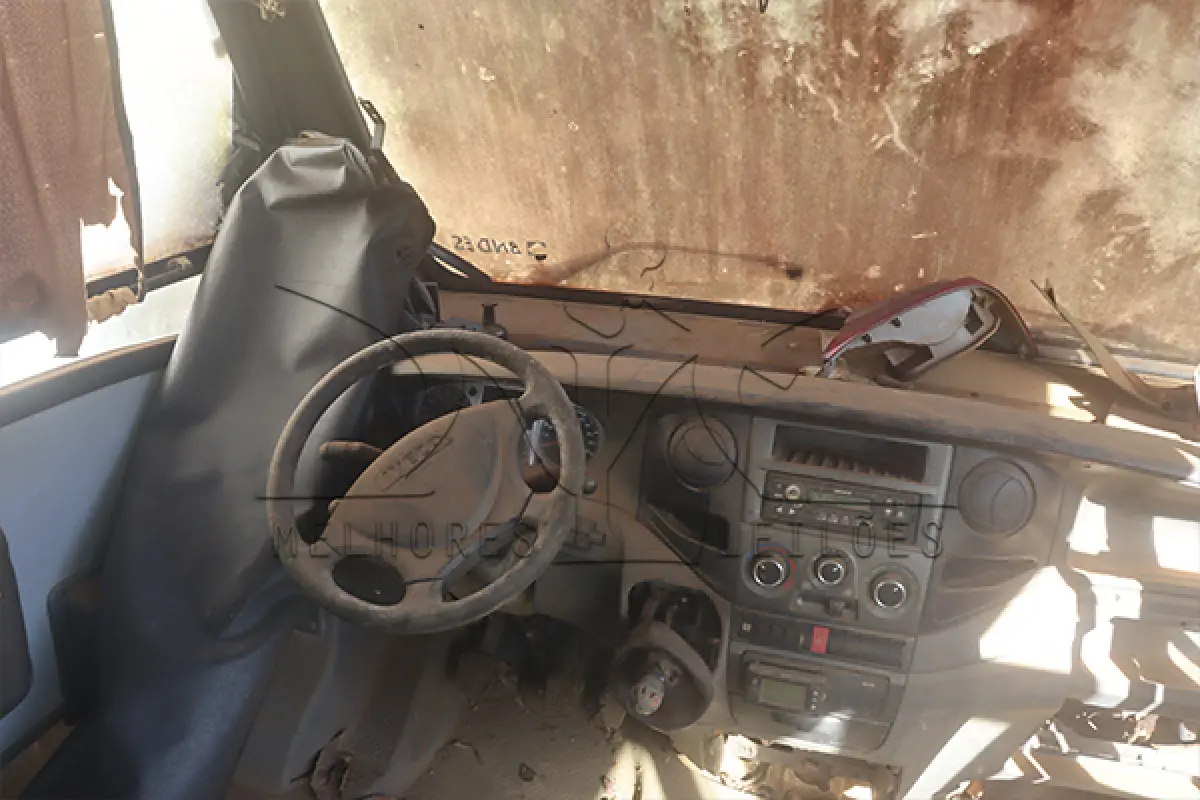 LOTE 016 - IVECO CITYCLASS 70C17 - ANO 2013 2013 - PLACA OQM8926