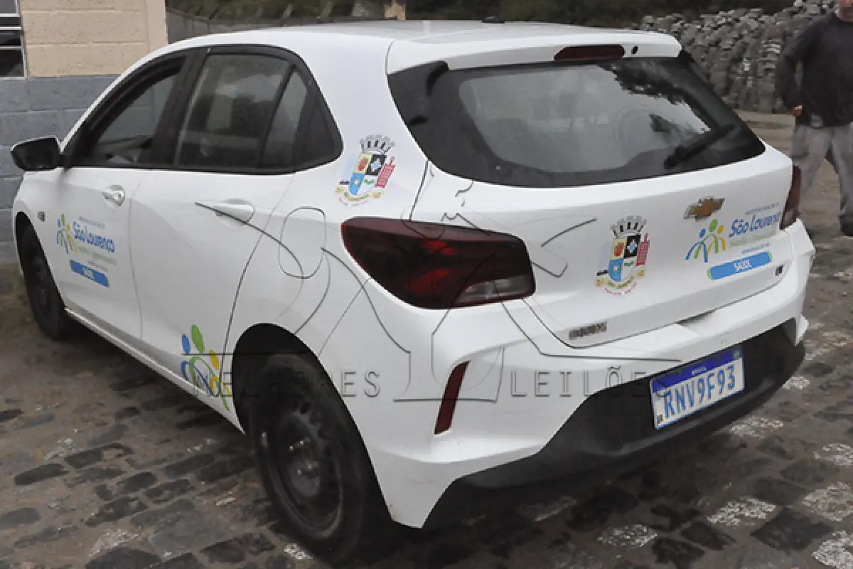LOTE 009 - CHEV ONIX 10MT LT1 - ANO 2021 2022 - PLACA RNV9F93