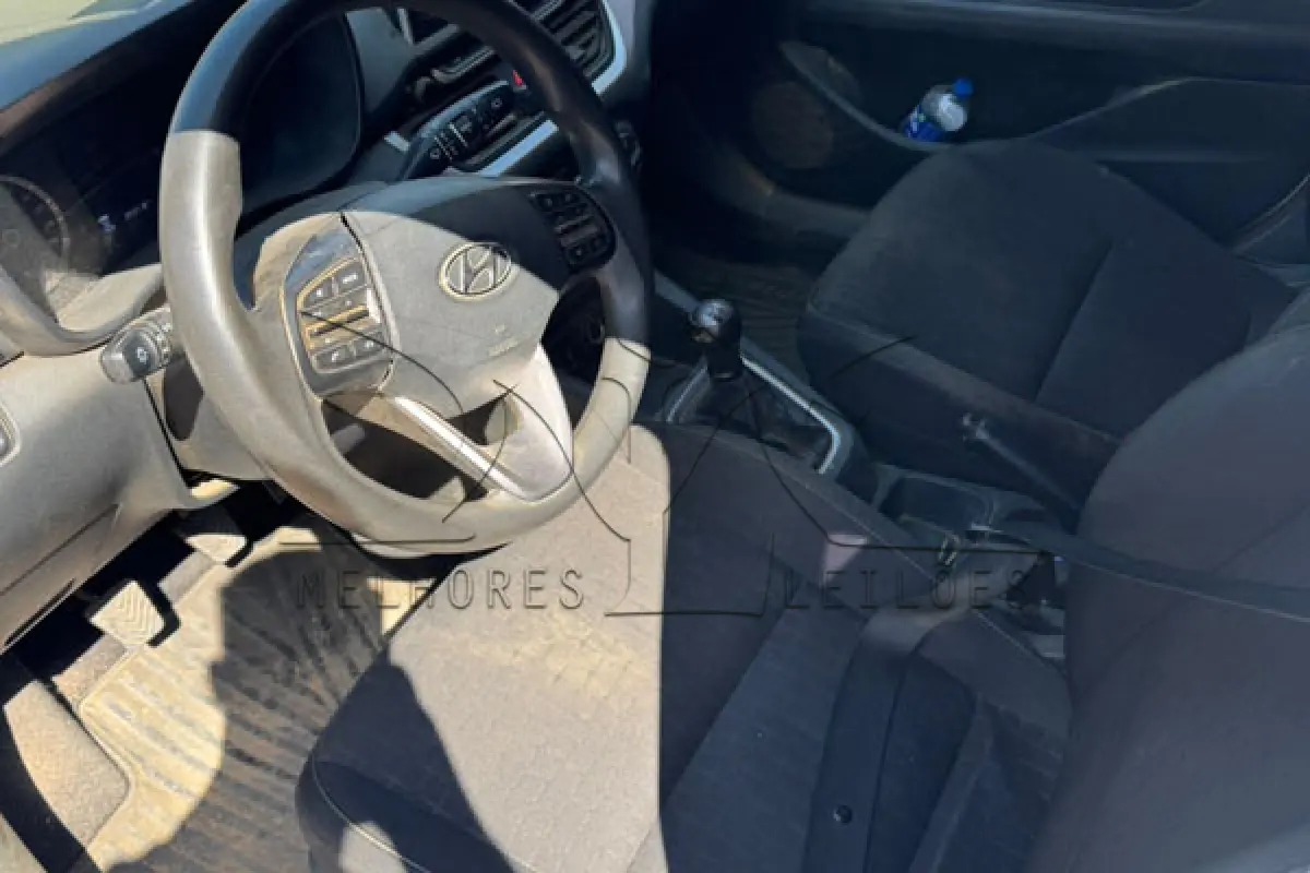 LOTE 015 - HYUNDAIHB20 10M SENSE PLACA RUK4D95 - ANO 2022 2023