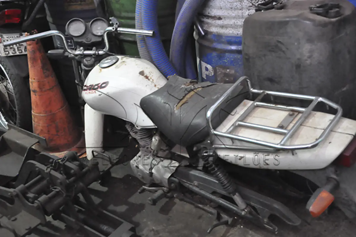 LOTE 001 - HONDA CG 125 CARGO - ANO 2002 2002 - PLACA GVN-3485