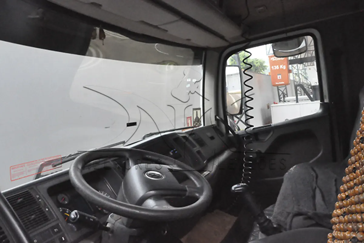 LOTE 012 - VW 17.280 CRM 4X2 4P - PLACA OPW7H41 - ANO 2013 2013
