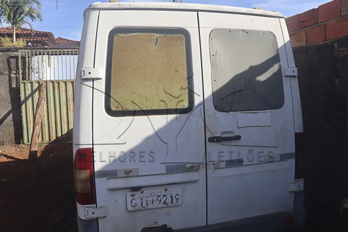 LOTE 014 - I M.BENZ313CDI SPRINTERM - ANO 2006 2006 - PLACA GTM9219
