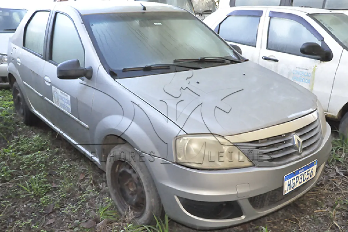 LOTE 004 - RENAULT LOGAN EXP 1016V - ANO 2010 2011 - PLACA HGP3C56