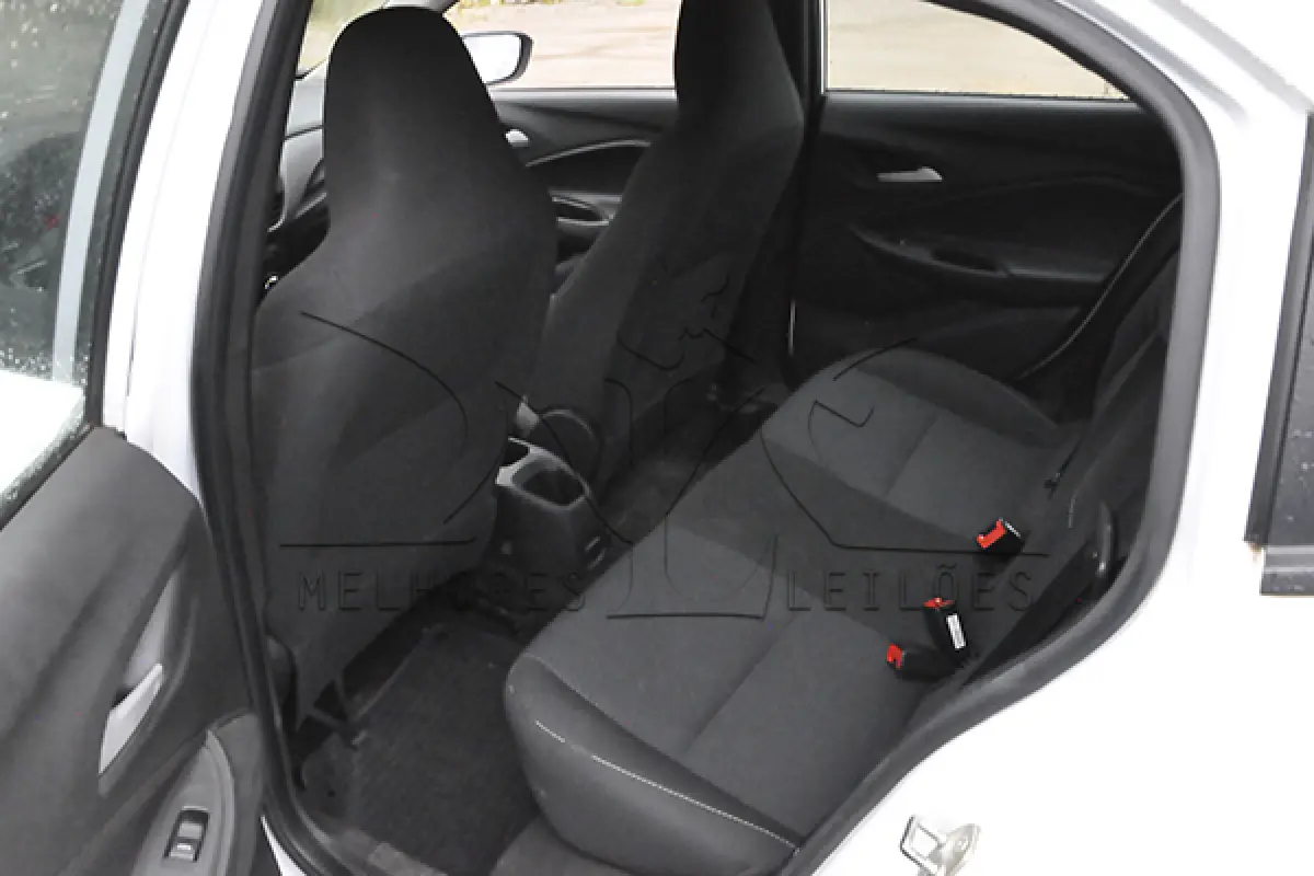 LOTE 009 - CHEV ONIX 10MT LT1 - ANO 2021 2022 - PLACA RNV9F93