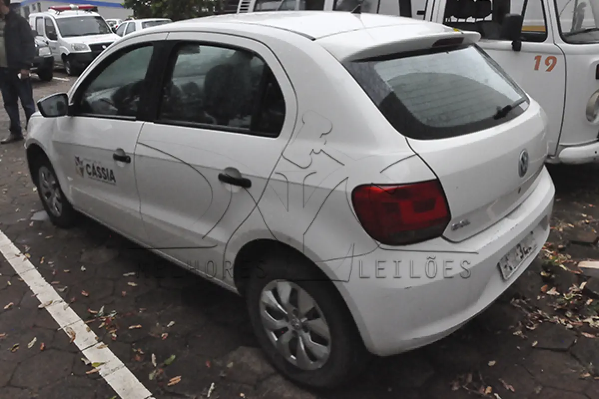 LOTE 003 - VW GOL CITY MB - PLACA PUI3005 - ANO 2014 2015