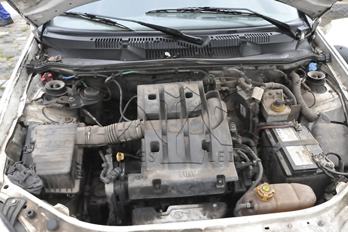 LOTE 006 - FIAT STRADA WORKING CD - ANO 2014 2014 - PLACA OXG0574
