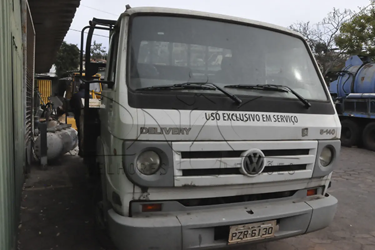 LOTE 005 - VW 5.140E DELIVERY - ANO 2011 2012 - PLACA PZR-6130