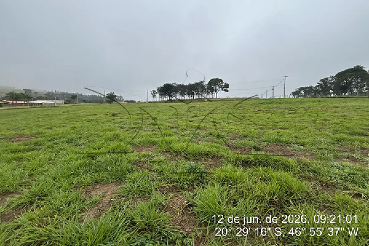 LOTE 017 - LOTEAMENTO RESIDENCIAL ESTÂNCIA ANDRADE - ÁREA INSTITUCIONAL I - MATRICULA 26.009 - ÁREA DO LOTE 12.704,70