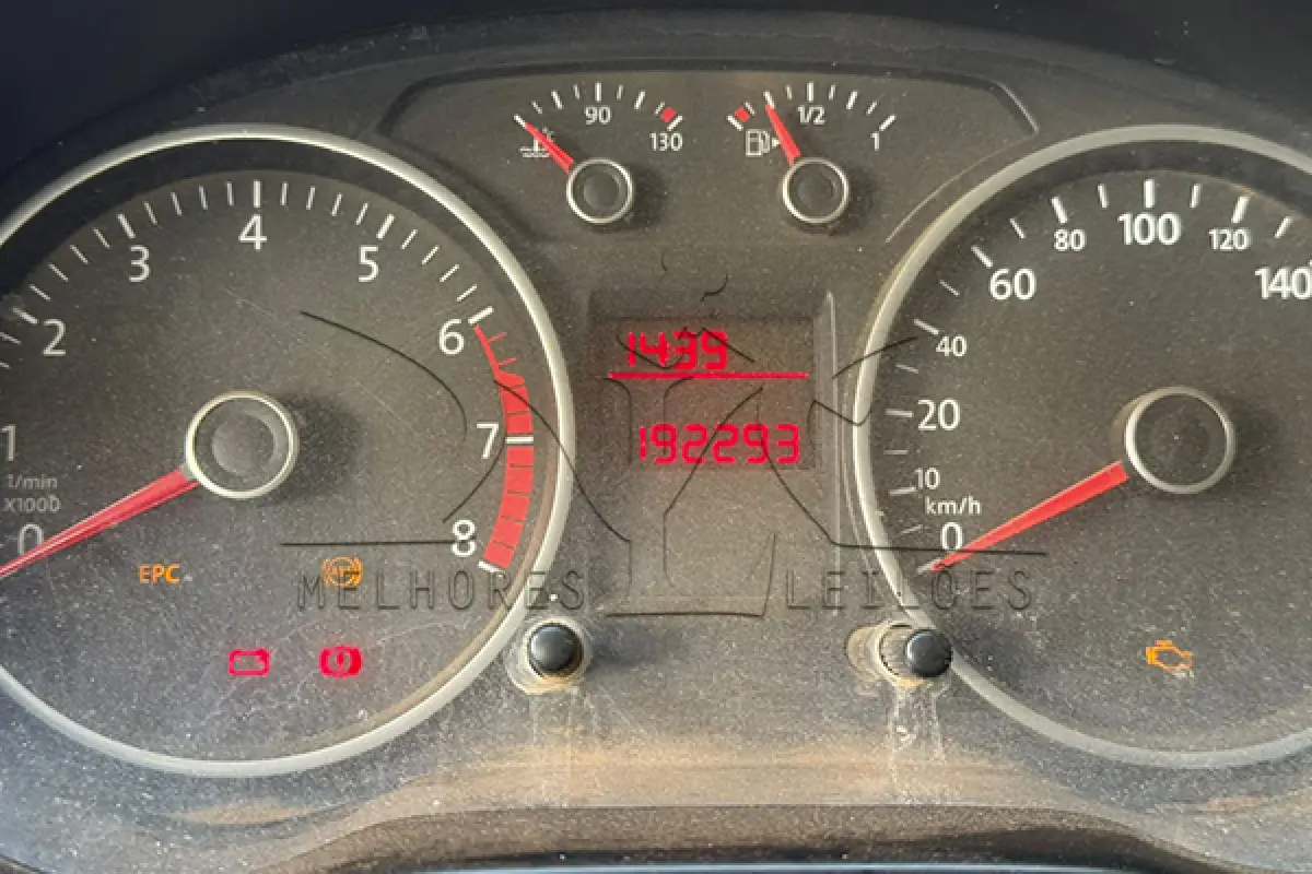 LOTE 005 - VW NOVA SAVEIRO RB MBVD - PLACA PZX6C62 - ANO 2017 2018