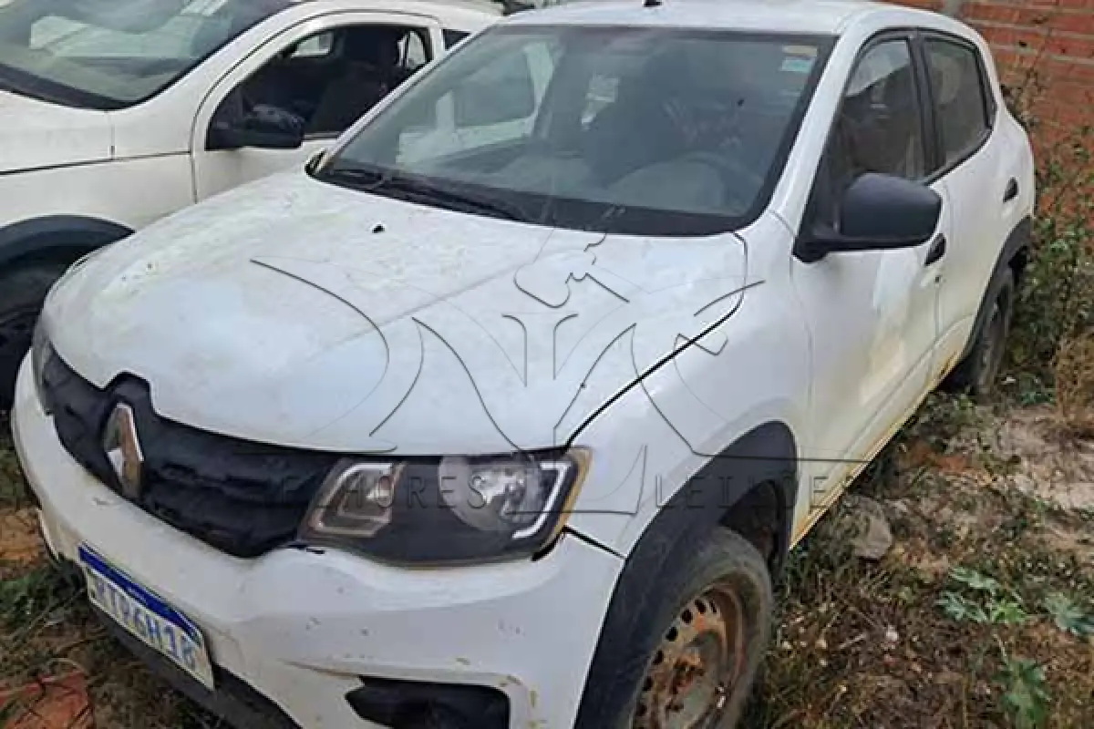 LOTE 012 - RENAULT KWID ZEN 10MT - ANO 2021 2022 - PLACA RTP6H18