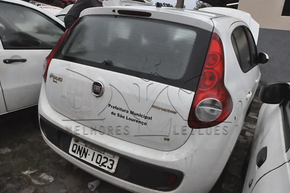 LOTE 004 - I FIAT PALIO ATTRACT 1.4 - ANO 2017 2017 - PLACA QNN1023