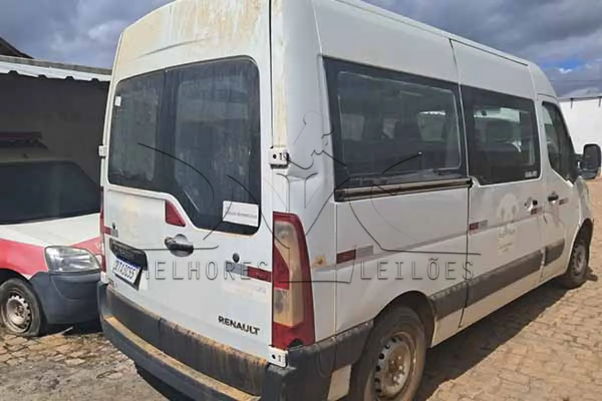 LOTE 016 - RENAULT M ACESSIVEL JI - ANO 2021 2022 - PLACA RTA3C55