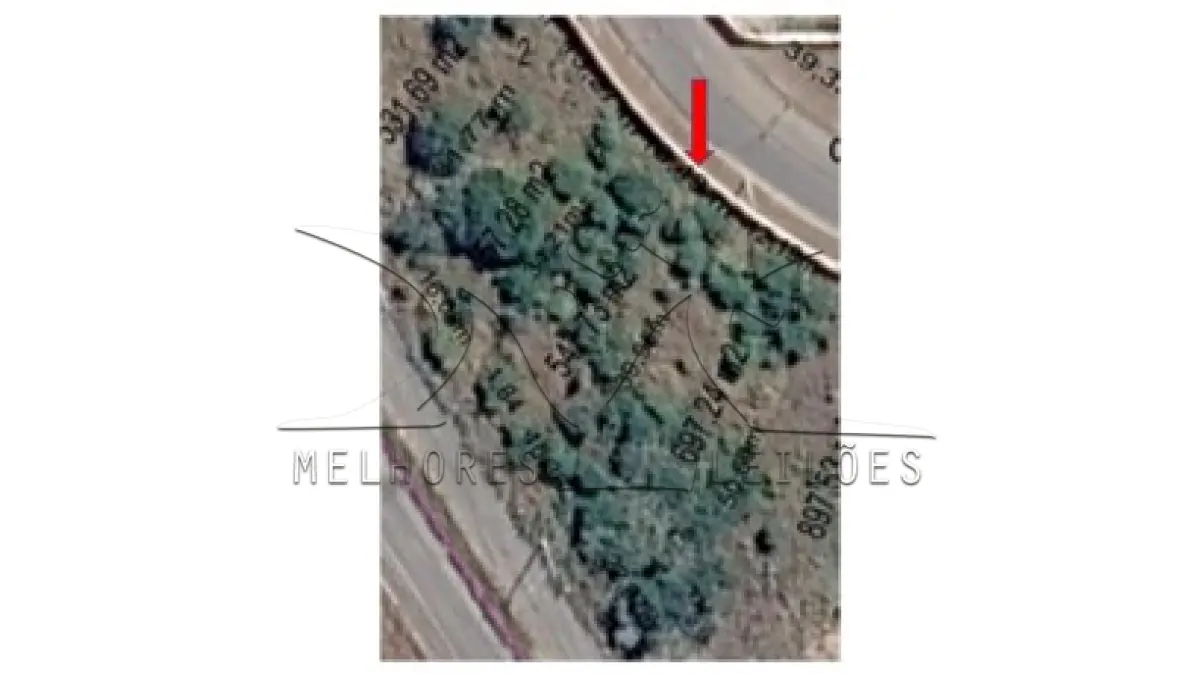 LOTE 011 - Imóvel matriculado sob n° 20.917: Lote de n° 04 (quatro), da quadra n° 33 (trinta e três) com área de 547,73m²