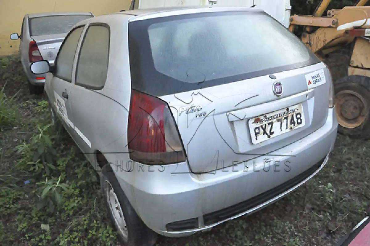LOTE 003 - FIAT PALIO FIRE - ANO 2016 2016 - PLACA PXZ7748