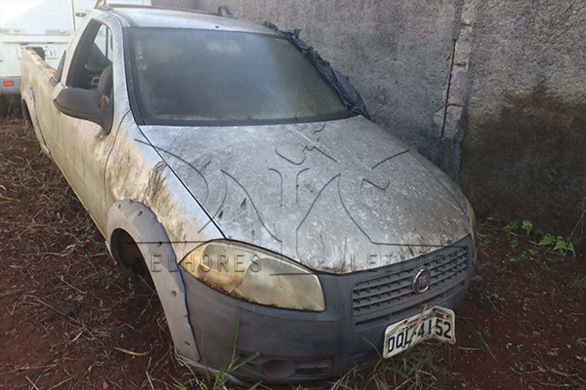 LOTE 007 - FIAT STRADA WORKING - ANO 2013 2013 - PLACA OQL4152