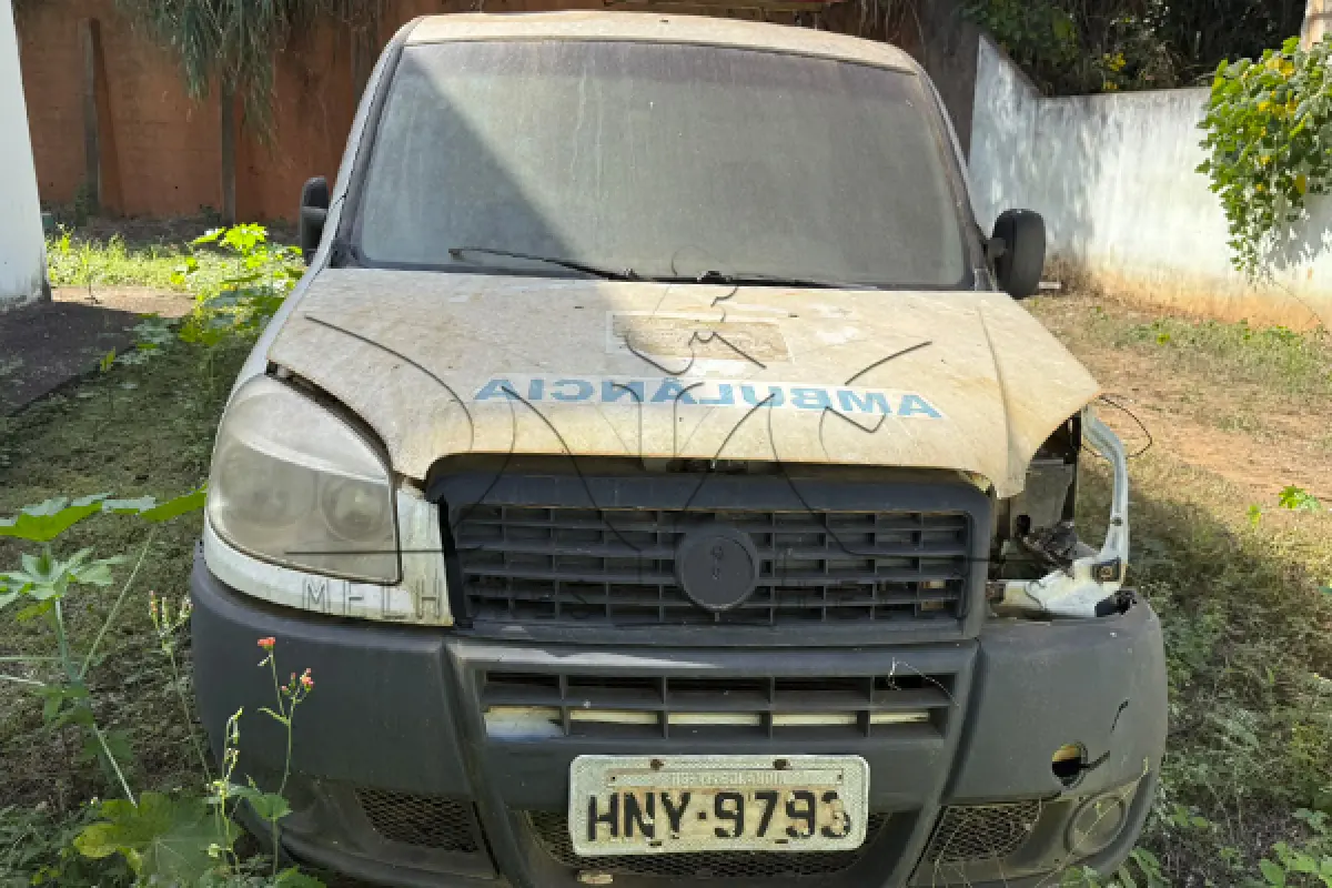LOTE 002 - FIAT DOBLO GREENCAR MO4 - ANO 2012 2013 - PLACA HNY9793