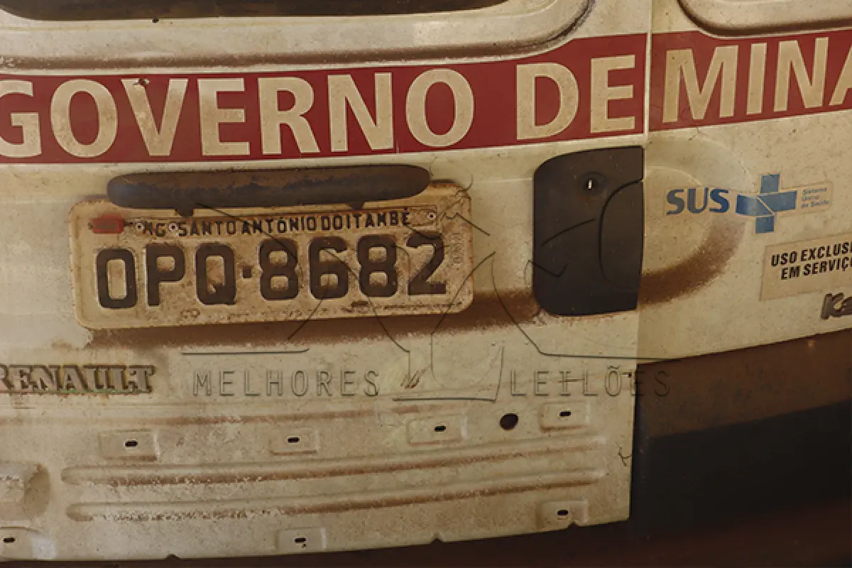 LOTE 011 - I RENAULT KGOO RONTANAMB - ANO 2013 2014 - PLACA OPQ8682