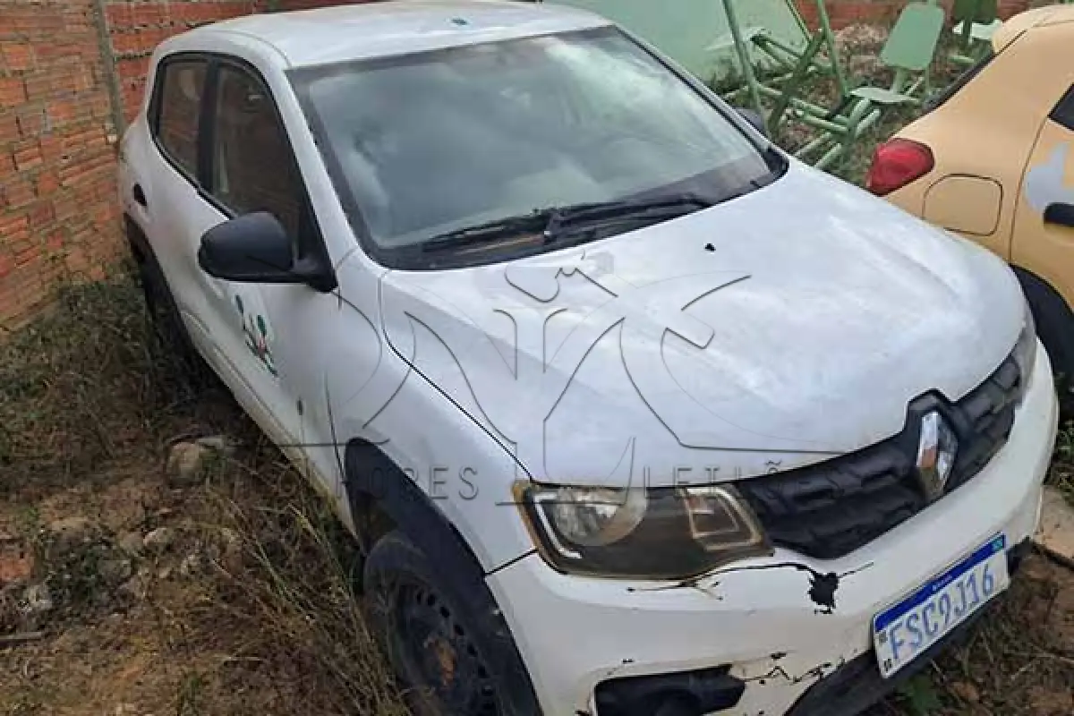 LOTE 008 - RENAULT KWID ZEN 10MT - ANO 2021 2022 - PLACA FSC9J16