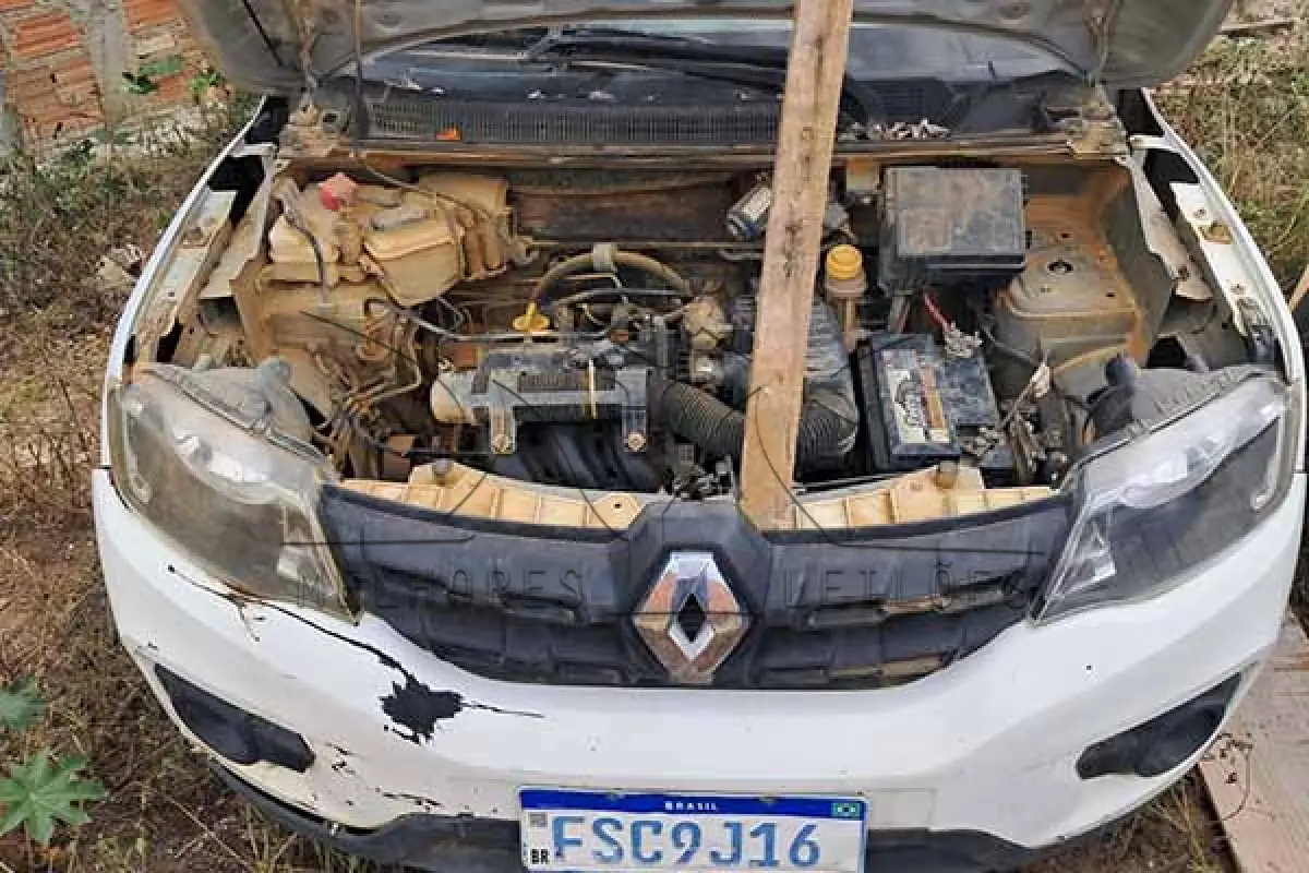 LOTE 008 - RENAULT KWID ZEN 10MT - ANO 2021 2022 - PLACA FSC9J16