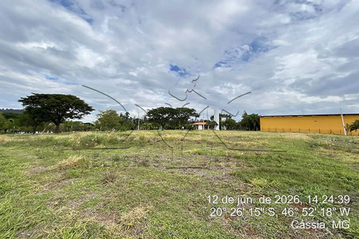 LOTE 022 - LOTEAMENTO ÁGUAS DA CANASTRA - MATRICULA 23.341 - AREA DO LOTE 10.589,51