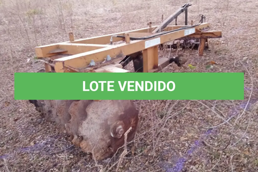 LOTE 048