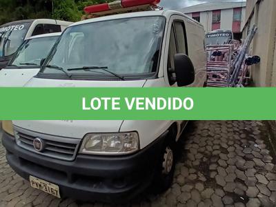 LOTE 002 - FIAT CAMINHONETE AMBULANCIA - PLACA PVM-3167 - ANO 2014 2015 - COR BRANCA