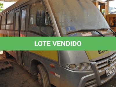 LOTE 003 - MARCOPOLO VOLARE V8L ESC - PLACA HLF 5095 - ANO 2011 2011