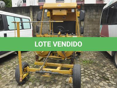 LOTE 007 - MAQUINA DE PINTURA DE FAIXAS EM VIAS