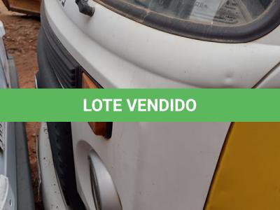 LOTE 004 - VW KOMBI ESCOLAR - PLACA HLF6313 - ANO 2011 2012