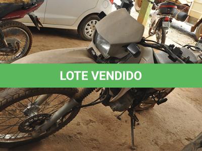 LOTE 012 - YAMAHA XTZ 125K - PLACA HMG-9542 - ANO 2007 2008 - COR BRANCA