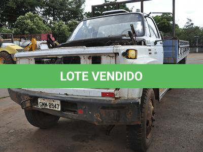 LOTE 032 - GM Chevrolet D 12.000 - 1990 1991 - Branca - GMM-8947