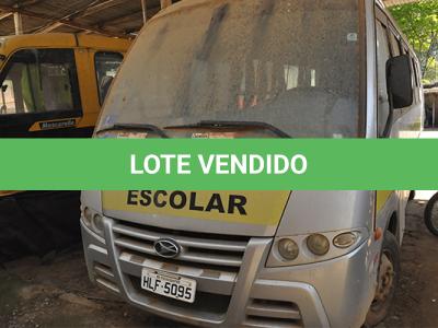 LOTE 003 - MARCOPOLO VOLARE V8L ESC - PLACA HLF 5095 - ANO 2011 2011