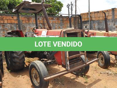 LOTE 002 - TRATOR MASSEY FERGUNSON ON 265 – ANO S.ID