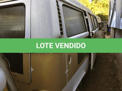 LOTE 011 - VW KOMBI - PLACA ORA9238 - ANO 2013 2014