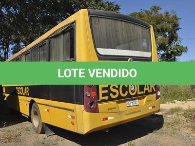 LOTE 003 - VW INDUSCAR FOZ U - PLACA HLF 0147 - ANO 2009 2009