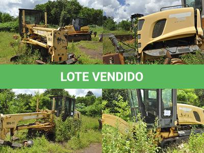 LOTE 053 - SUCATA - MAQUINAS - TRATOR - MONTANDE DE FERRO DERIVADO MATERIAIS E OBRAS  - ESCOLAR  - ETC.